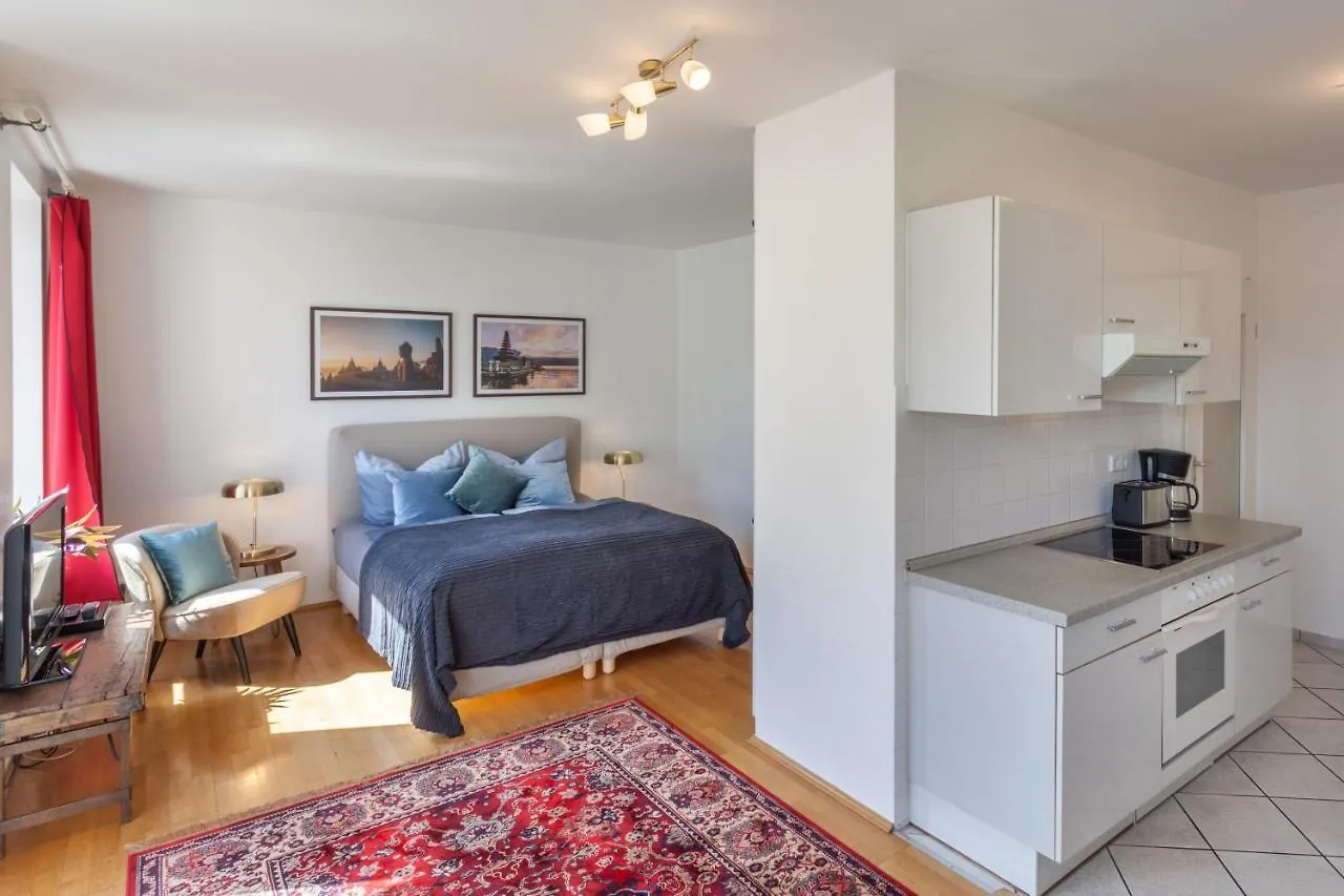 Apartment Schoenes Studio In Downtown Mitte Mit Balkon Berlin