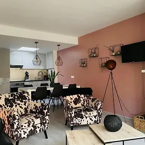 https://appartement-thea.hotelsghent.com