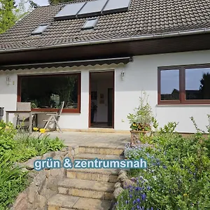 4 Sterne Souterrain Alt-mariendorf Apartment