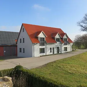 https://ferienwohnung-schnelldorf.com-bavaria.com